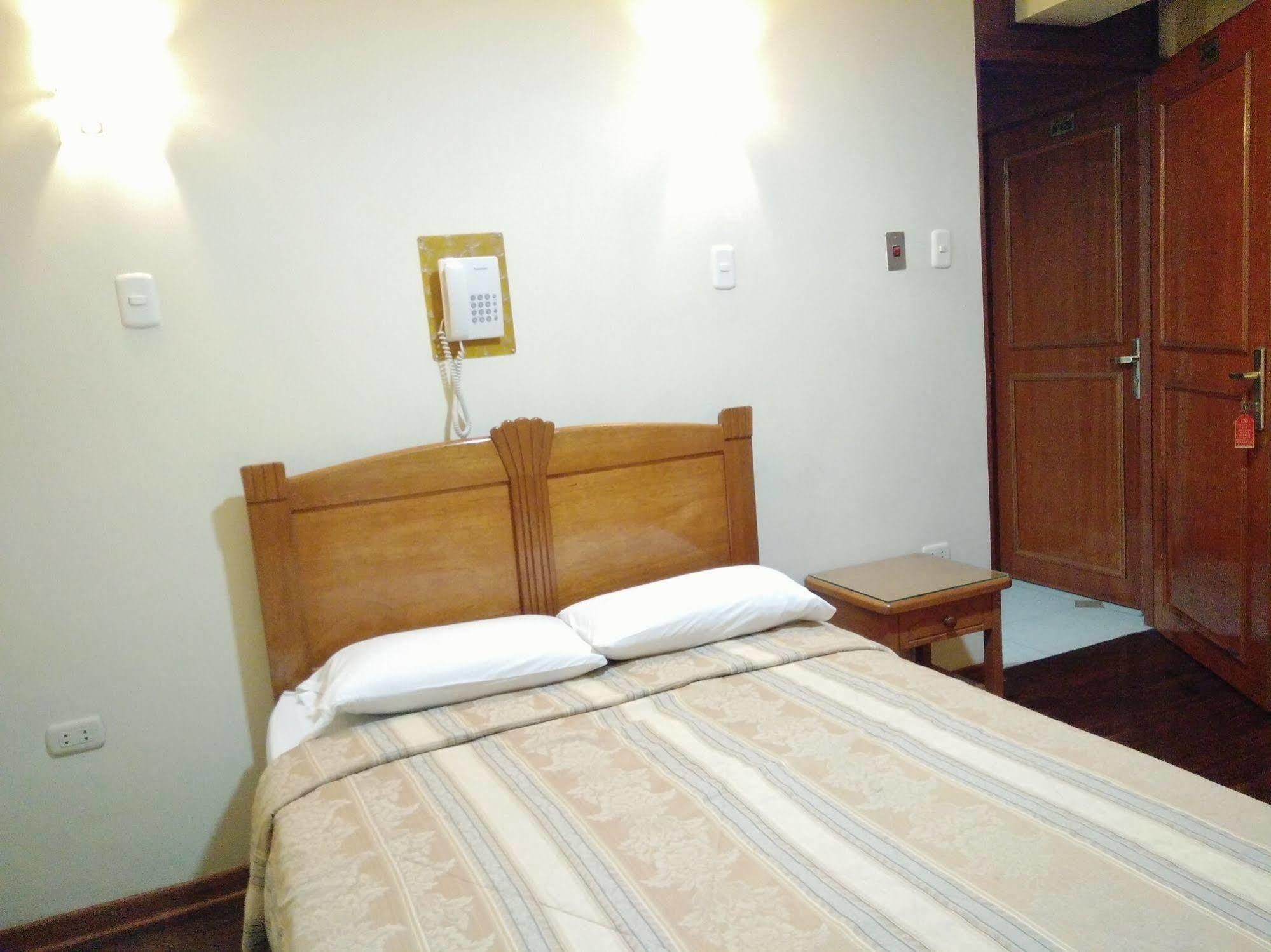 לימה Hotel Panamericano מראה חיצוני תמונה